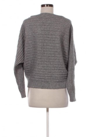 Дамски пуловер Minority, Размер M, Цвят Сив, Цена 32,99 лв.