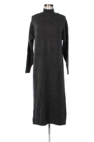 Дамски пуловер ONLY, Размер M, Цвят Сив, Цена 62,99 лв.