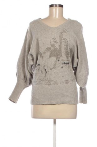 Дамски пуловер Unbranded, Размер M, Цвят Бежов, Цена 28,88 лв.