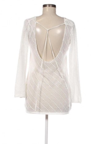 Дамски пуловер Unbranded, Размер S, Цвят Бял, Цена 6,99 лв.