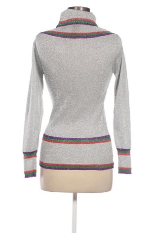 Дамски пуловер Unbranded, Размер M, Цвят Сребрист, Цена 17,99 лв.