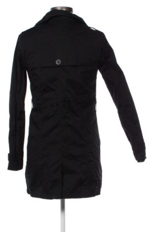 Дамски шлифер Bershka, Размер S, Цвят Черен, Цена 44,99 лв.