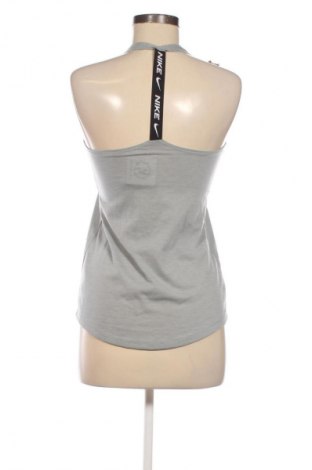 Дамски спортен топ Nike, Размер XS, Цвят Сив, Цена 34,00 лв.