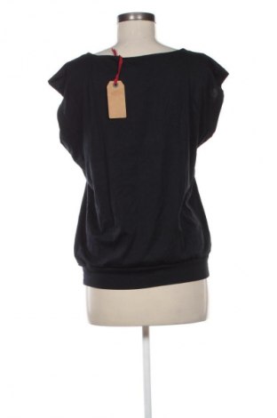 Дамски топ Kangaroos, Размер XS, Цвят Черен, Цена 50,99 лв.