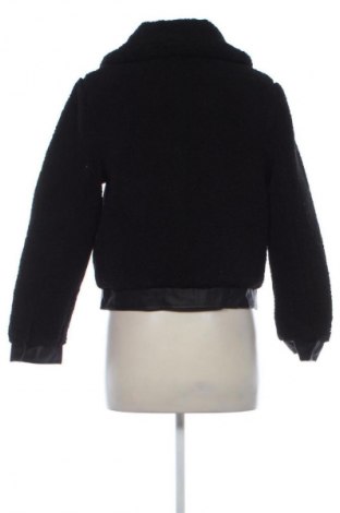 Dámský kabát  Decjuba, Velikost S, Barva Černá, Cena  2 749,00 Kč