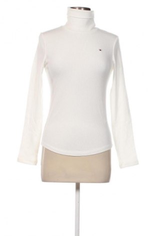 Дамско полo Tommy Hilfiger, Размер M, Цвят Бял, Цена 127,99 лв.