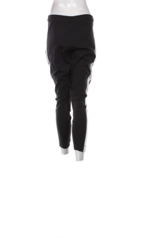 Дамско спортно долнище Adidas, Размер XL, Цвят Многоцветен, Цена 75,99 лв.