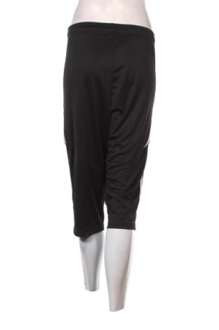 Дамско спортно долнище Adidas, Размер XL, Цвят Многоцветен, Цена 93,99 лв.