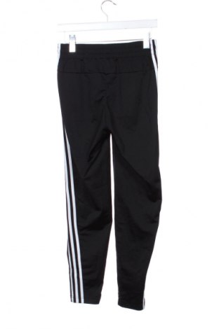Pantaloni trening de femei Adidas, Mărime XS, Culoare Negru, Preț 108,00 Lei