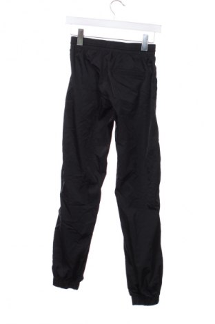 Női sport nadrág Bershka, Méret XS, Szín Fekete, Ár 5 776 Ft