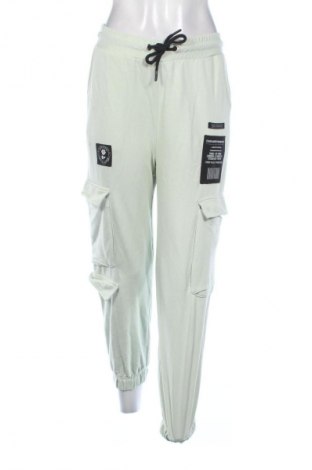 Dámské tepláky Bershka, Velikost S, Barva Zelená, Cena  367,00 Kč