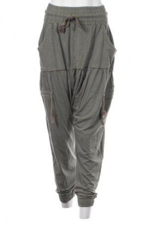 Дамско спортно долнище CCK Style, Размер M, Цвят Зелен, Цена 36,99 лв.