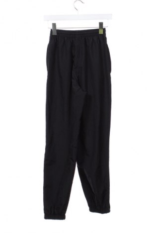 Pantaloni trening de femei New Balance, Mărime XS, Culoare Negru, Preț 107,61 Lei