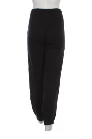 Dámske tepláky Nike, Veľkosť M, Farba Čierna, Cena  28,95 €