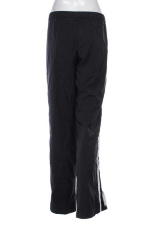 Дамско спортно долнище Nike, Размер XXL, Цвят Черен, Цена 27,99 лв.