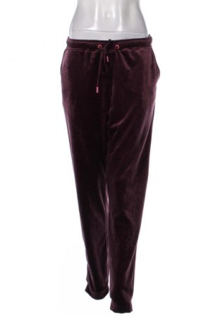 Pantaloni trening de femei Unbranded, Mărime XL, Culoare Mov, Preț 76,00 Lei