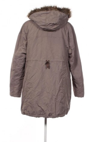 Γυναικείο μπουφάν Bpc Bonprix Collection, Μέγεθος XL, Χρώμα  Μπέζ, Τιμή 31,99 €