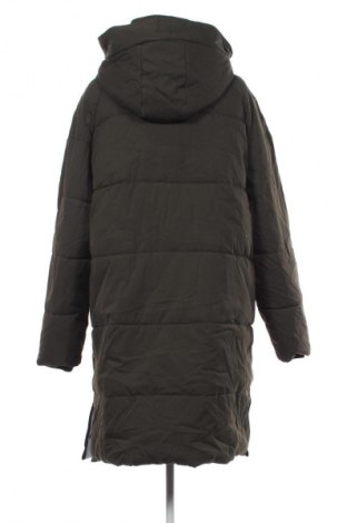 Dámska bunda  C&A, Veľkosť XXL, Farba Zelená, Cena  35,95 €