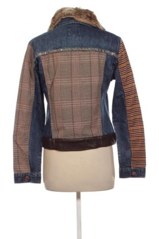 Дамско яке Desigual, Размер M, Цвят Многоцветен, Цена 204,99 лв.