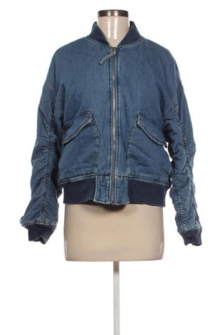 Дамско яке Levi's, Размер S, Цвят Син, Цена 204,99 лв.