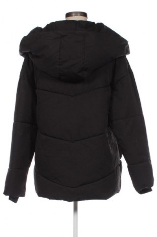 Дамско яке Noisy May, Размер L, Цвят Черен, Цена 88,92 лв.