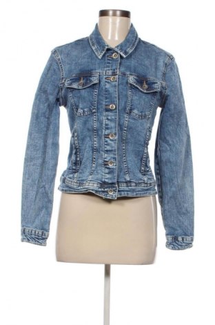 Дамско яке ONLY, Размер L, Цвят Син, Цена 77,99 лв.