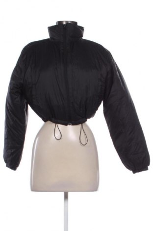 Дамско яке Pretty Little Thing, Размер S, Цвят Черен, Цена 21,99 лв.