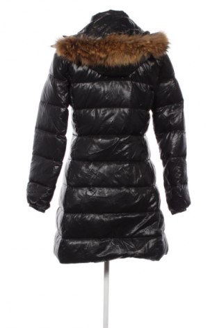 Dámska bunda  United Colors Of Benetton, Veľkosť M, Farba Čierna, Cena  49,95 €