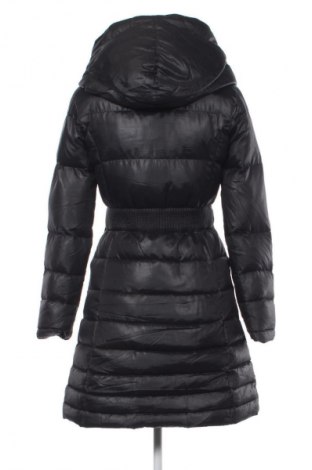 Dámská bunda  United Colors Of Benetton, Velikost M, Barva Černá, Cena  999,00 Kč