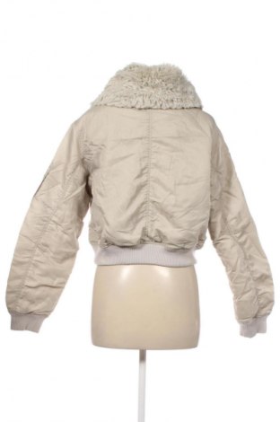 Дамско яке Urban Outfitters, Размер L, Цвят Сив, Цена 34,99 лв.