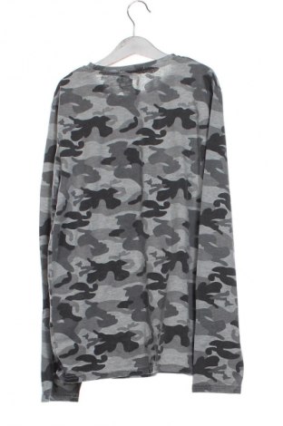 Детска блуза Unbranded, Размер 15-18y/ 170-176 см, Цвят Многоцветен, Цена 12,00 лв.