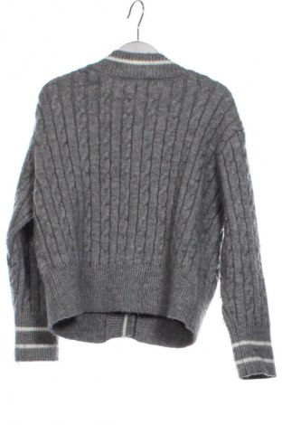 Детска жилетка Reserved, Размер 8-9y/ 134-140 см, Цвят Сив, Цена 16,97 лв.