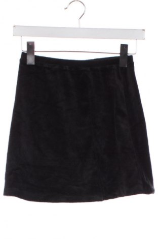 Детска пола H&M, Размер 10-11y/ 146-152 см, Цвят Черен, Цена 12,99 лв.