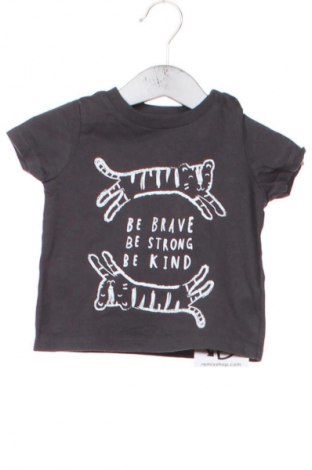 Kinder T-Shirt Unbranded, Größe 3-6m/ 62-68 cm, Farbe Grau, Preis 4,99 €