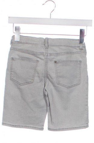 Kinder Shorts H&M, Größe 5-6y/ 116-122 cm, Farbe Grau, Preis 7,16 €