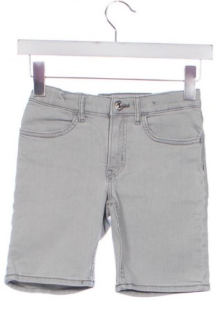 Kinder Shorts H&M, Größe 5-6y/ 116-122 cm, Farbe Grau, Preis 7,16 €