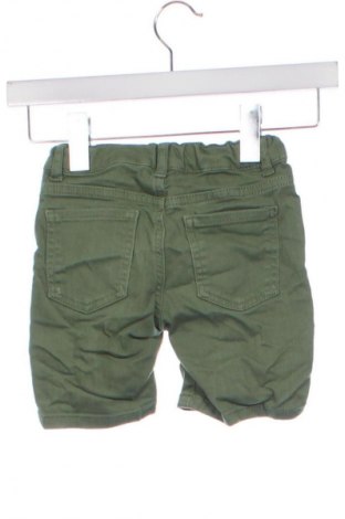 Kinder Shorts LC Waikiki, Größe 3-4y/ 104-110 cm, Farbe Grün, Preis 6,99 €