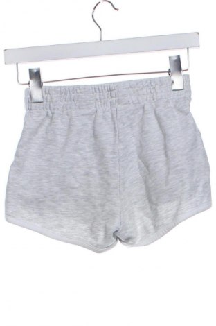 Kinder Shorts Reserved, Größe 8-9y/ 134-140 cm, Farbe Grau, Preis 6,99 €