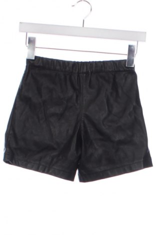 Детски къс панталон Unbranded, Размер 7-8y/ 128-134 см, Цвят Черен, Цена 14,00 лв.