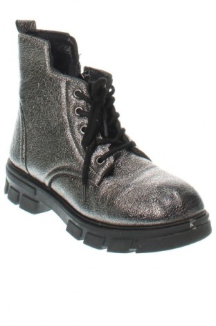 Încălțăminte pentru copii Unbranded, Mărime 34, Culoare Multicolor, Preț 76,32 Lei