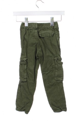 Детски панталон H&M, Размер 4-5y/ 110-116 см, Цвят Зелен, Цена 14,99 лв.