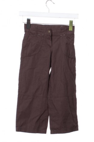 Детски панталон Unbranded, Размер 4-5y/ 110-116 см, Цвят Кафяв, Цена 21,00 лв.