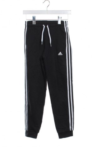 Детско спортно долнище Adidas, Размер 10-11y/ 146-152 см, Цвят Черен, Цена 36,99 лв.
