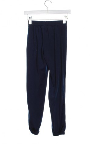 Детско спортно долнище Adidas, Размер 10-11y/ 146-152 см, Цвят Син, Цена 33,24 лв.