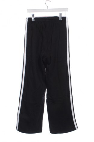 Детско спортно долнище Adidas, Размер 12-13y/ 158-164 см, Цвят Черен, Цена 62,99 лв.