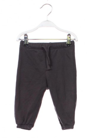 Dětské tepláky H&M, Velikost 6-9m/ 68-74 cm, Barva Šedá, Cena  317,00 Kč