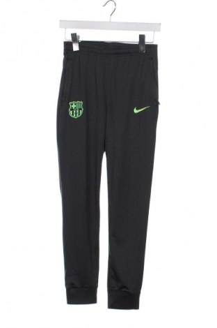 Dziecięce spodnie sportowe Nike, Rozmiar 14-15y/ 168-170 cm, Kolor Szary, Cena 77,75 zł