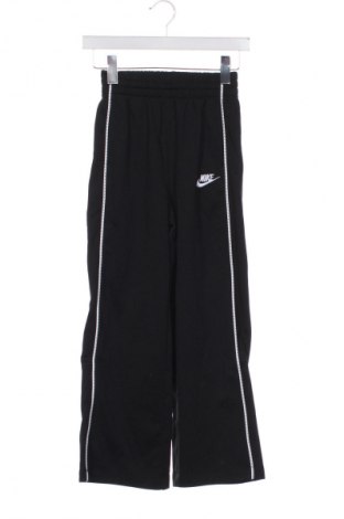 Dětské tepláky Nike, Velikost 7-8y/ 128-134 cm, Barva Vícebarevné, Cena  849,00 Kč