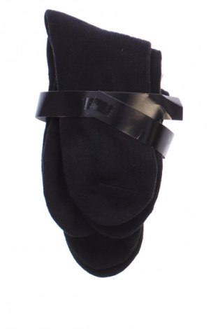 Set H.I.S, Größe M, Farbe Schwarz, Preis € 7,99