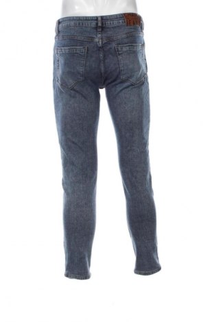 Мъжки дънки Unbranded, Размер L, Цвят Син, Цена 39,14 лв.